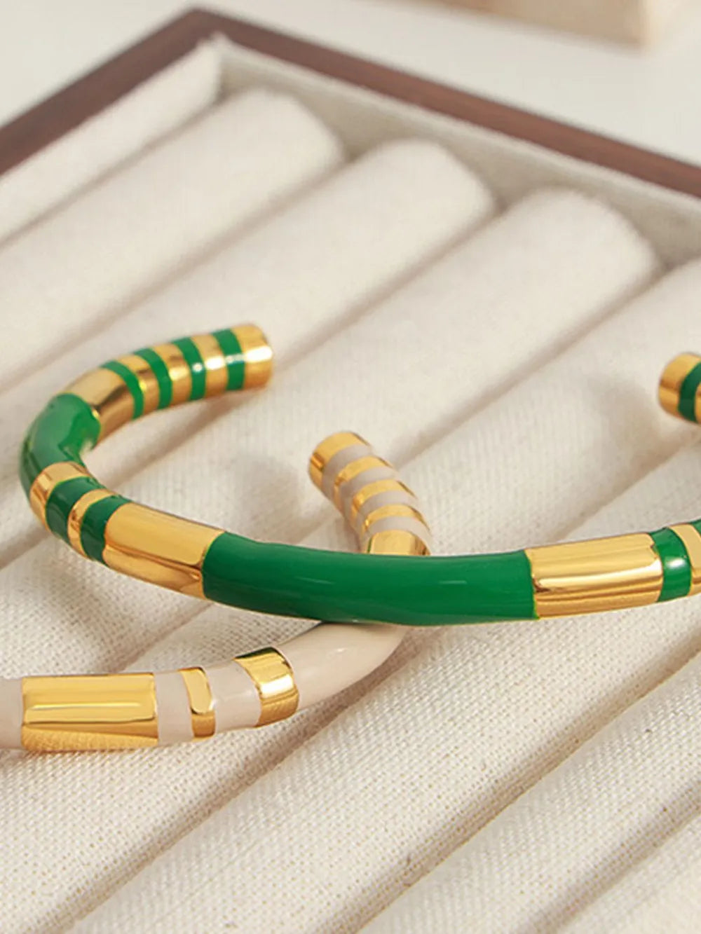 a198bb3c-a21a-420c-849e-e7a72b2de202-Max